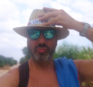 Clonado